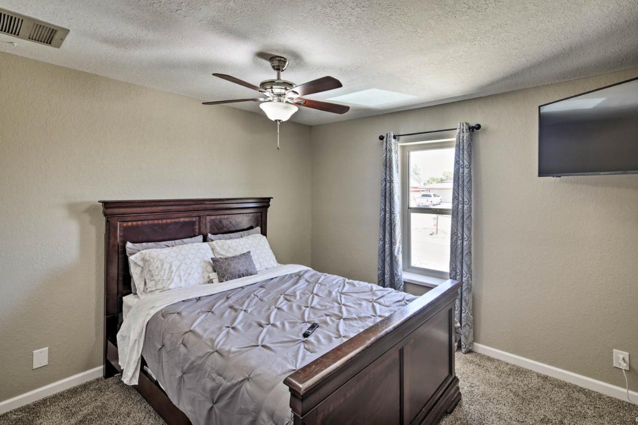 Lake Havasu Home With Pool And Mtn Views, Near Marina Lake Havasu City Extérieur photo